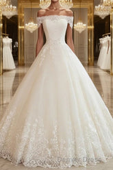 Ball Gown Off-the-Shoulder Floor-Length Tulle Wedding Dresses With Appliques Lace